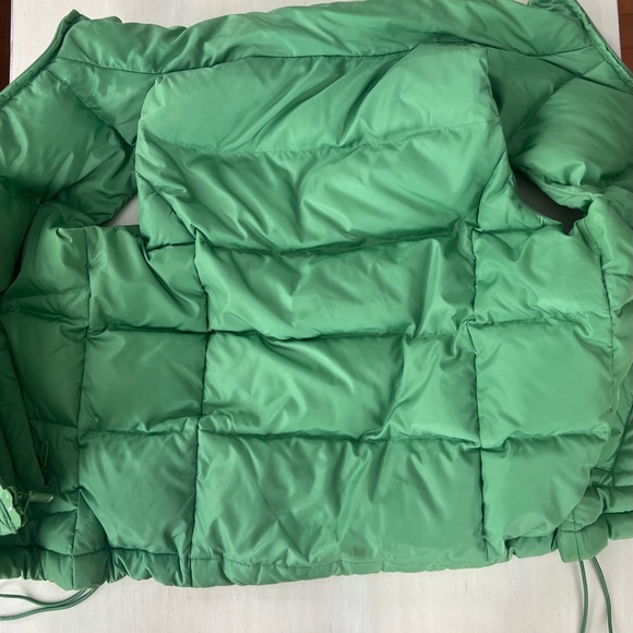 Green mid length vintage vest - Picture 3 of 3